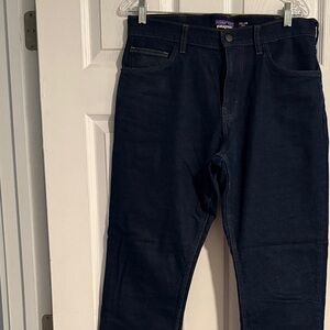 Patagonia Men's Dark Blue Relaxed Jeans